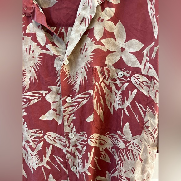 Summer button down shirt - Picture 2 of 3